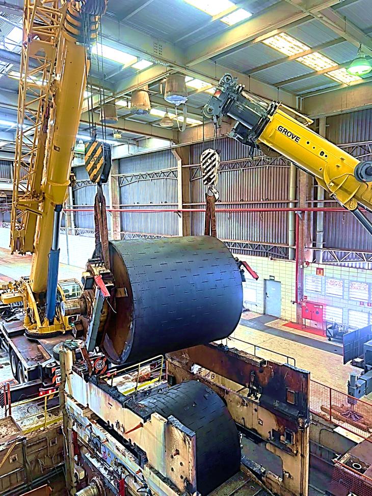 Equipamento especializado em operação industrial